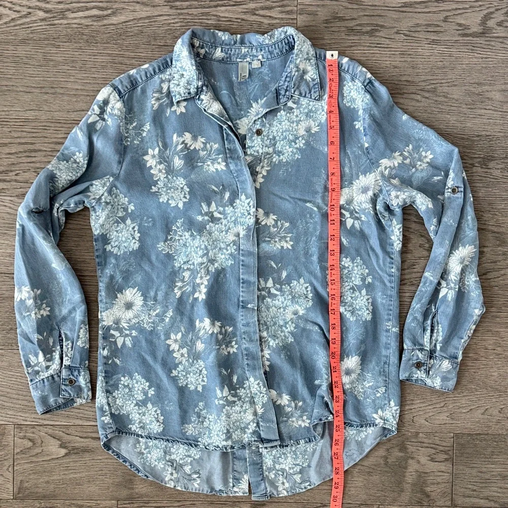 🌼KUT FROM THE KLOTH🌼 Blue Floral Denim Chambray Shirt - Picture 4 of 6